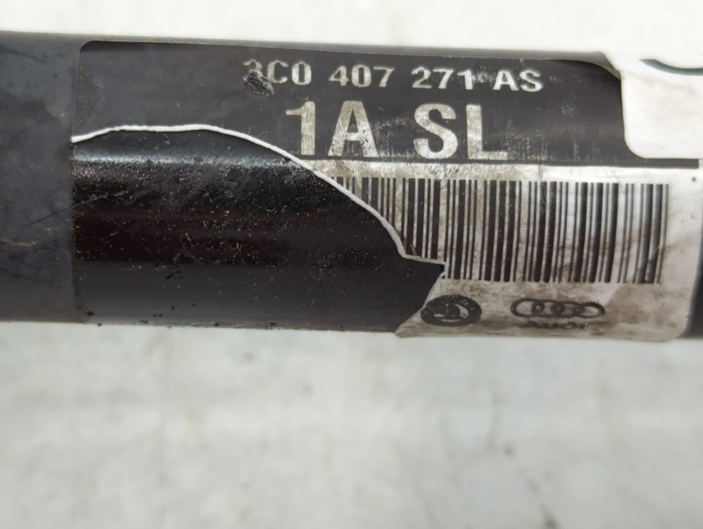 Volkswagen Cc Axle Shaft Front Driver Cv C/v - Oemusedautoparts1.com