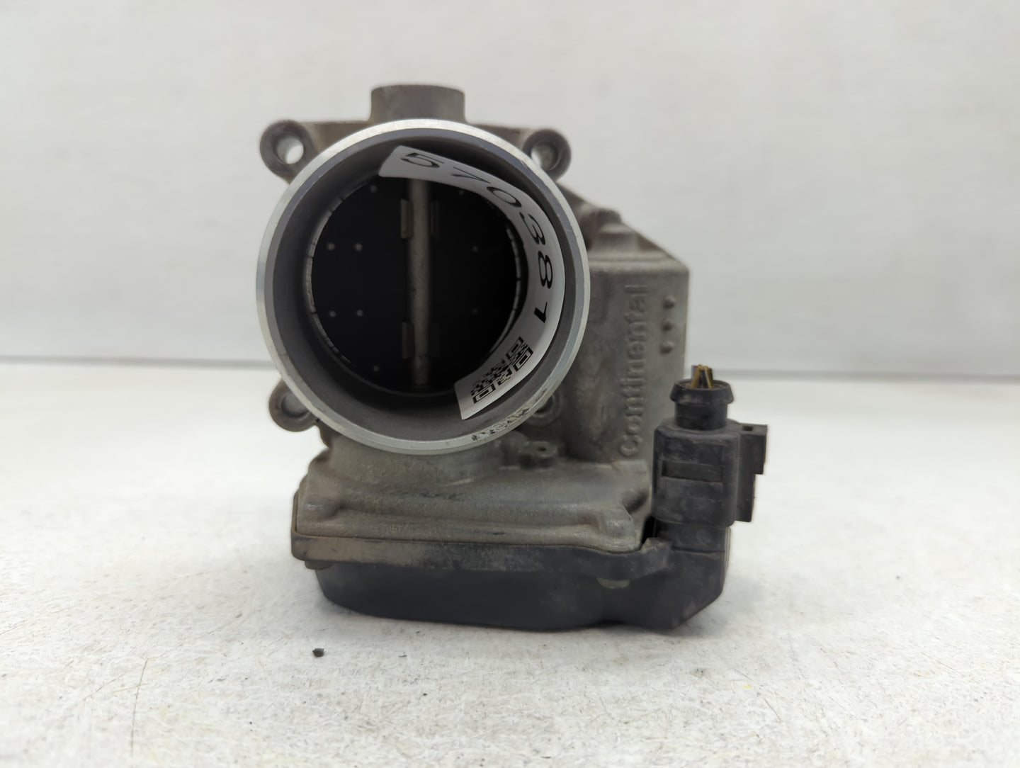 2009-2017 Volkswagen Cc Throttle Body P/N:06F 133 062 Q Fits OEM Used Auto Parts - Oemusedautoparts1.com