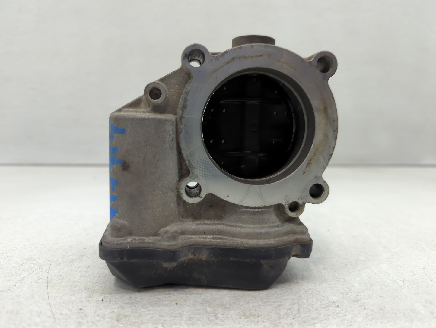 2009-2017 Volkswagen Cc Throttle Body P/N:06F 133 062 Q Fits OEM Used Auto Parts - Oemusedautoparts1.com