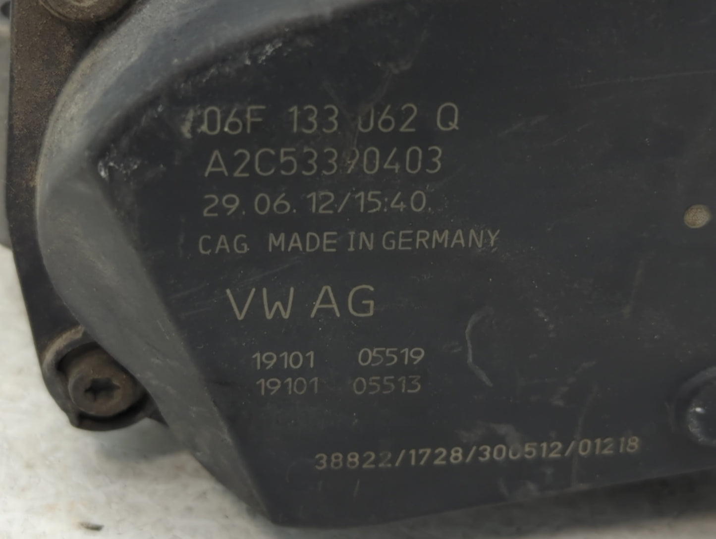 2009-2017 Volkswagen Cc Throttle Body P/N:06F 133 062 Q Fits OEM Used Auto Parts - Oemusedautoparts1.com