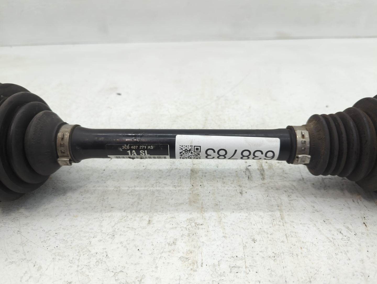 2009-2010 Volkswagen Cc Axle Shaft Front Driver Cv C/v 638783 - Oemusedautoparts1.com