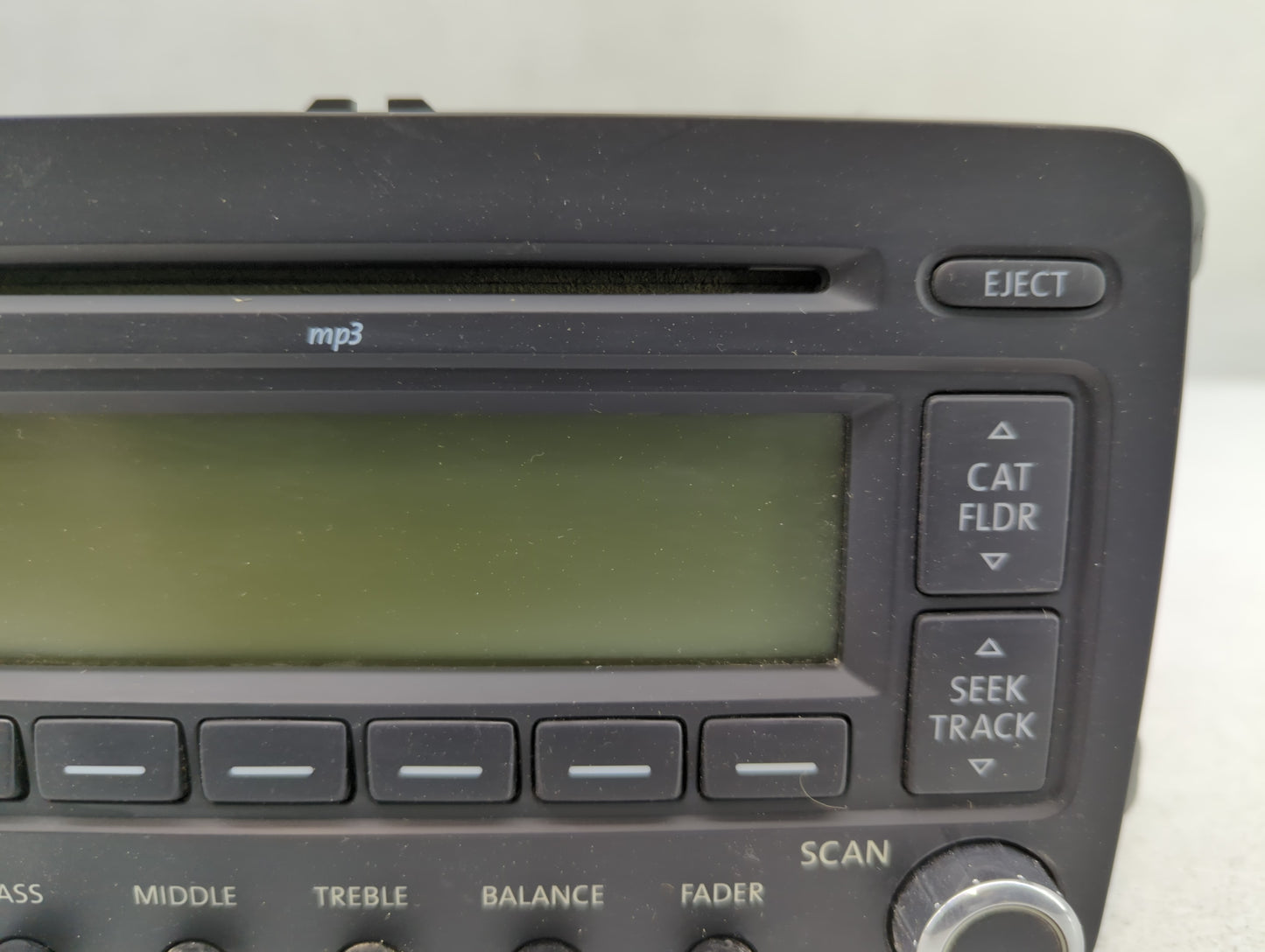 2009-2013 Volkswagen Cc Am Fm Cd Player Radio Receiver - Oemusedautoparts1.com