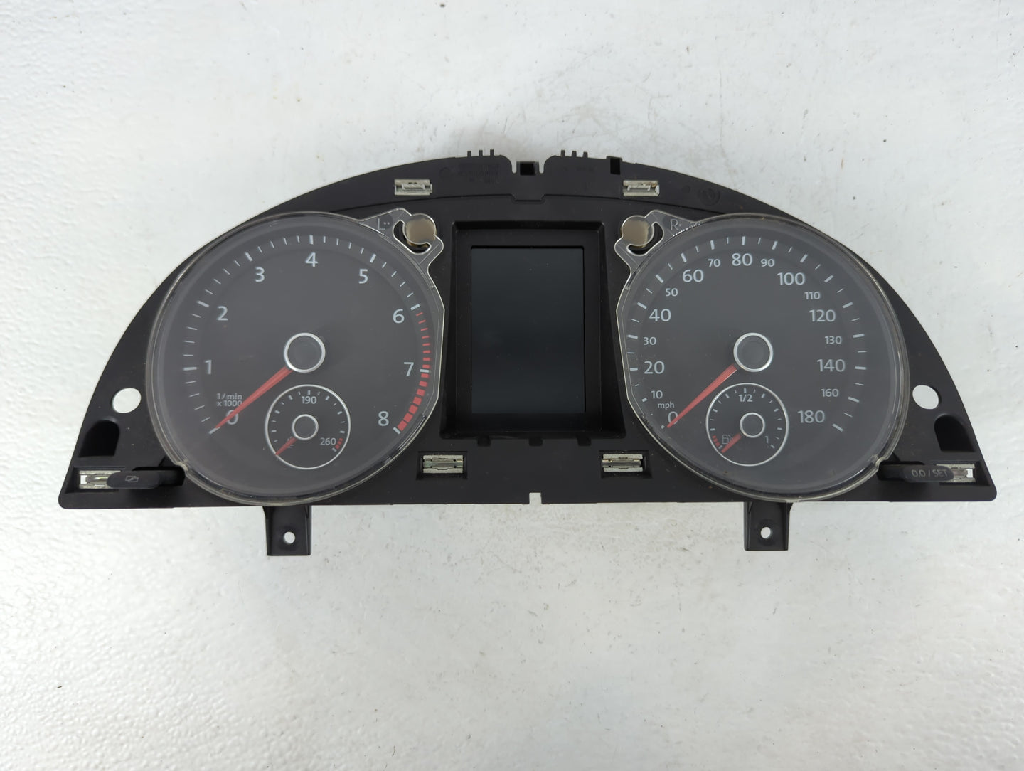 2009-2010 Volkswagen Cc Instrument Cluster Speedometer Gauges P/N:3C8920 970F Fits Fits 2009 2010 OEM Used Auto Parts - Oemu