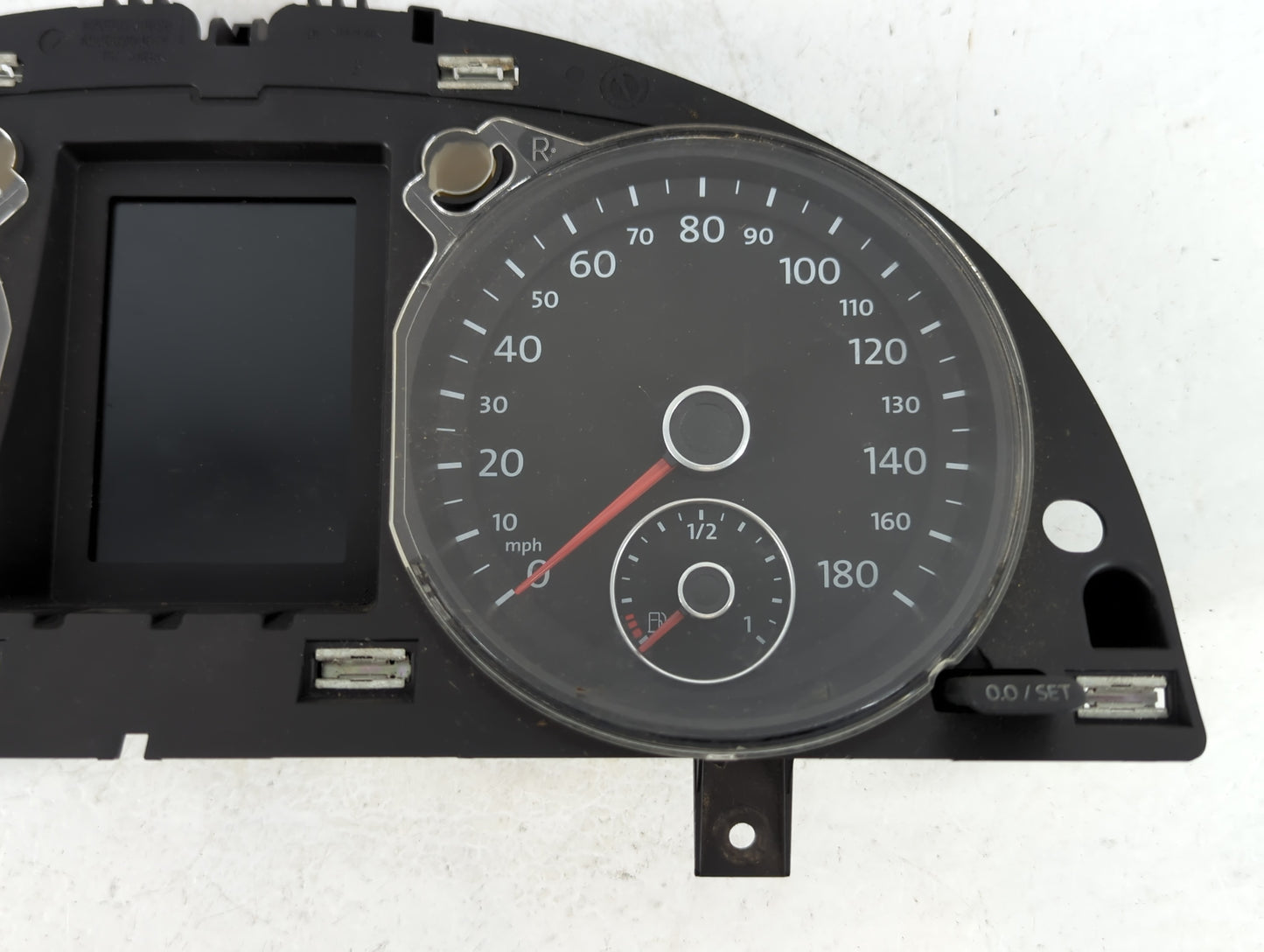 2009-2010 Volkswagen Cc Instrument Cluster Speedometer Gauges P/N:3C8920 970F Fits Fits 2009 2010 OEM Used Auto Parts - Oemu