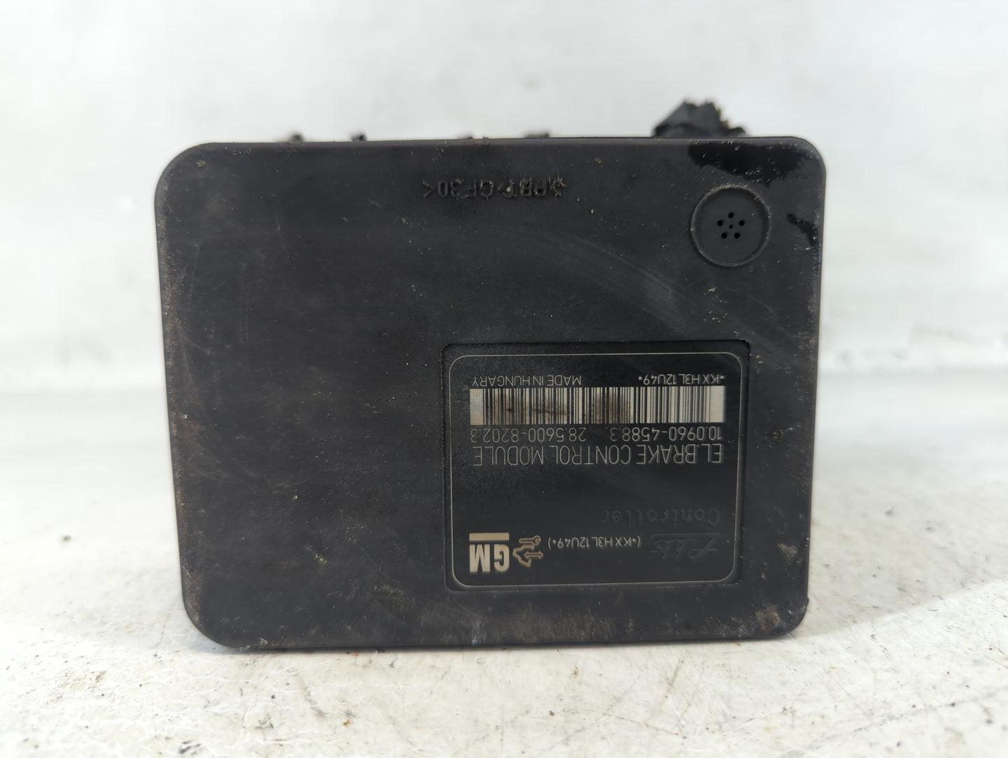 2009 Volkswagen Eos ABS Pump Control Module Replacement P/N:13434670 Fits Fits 2010 2011 OEM Used Auto Parts - Oemusedautopa