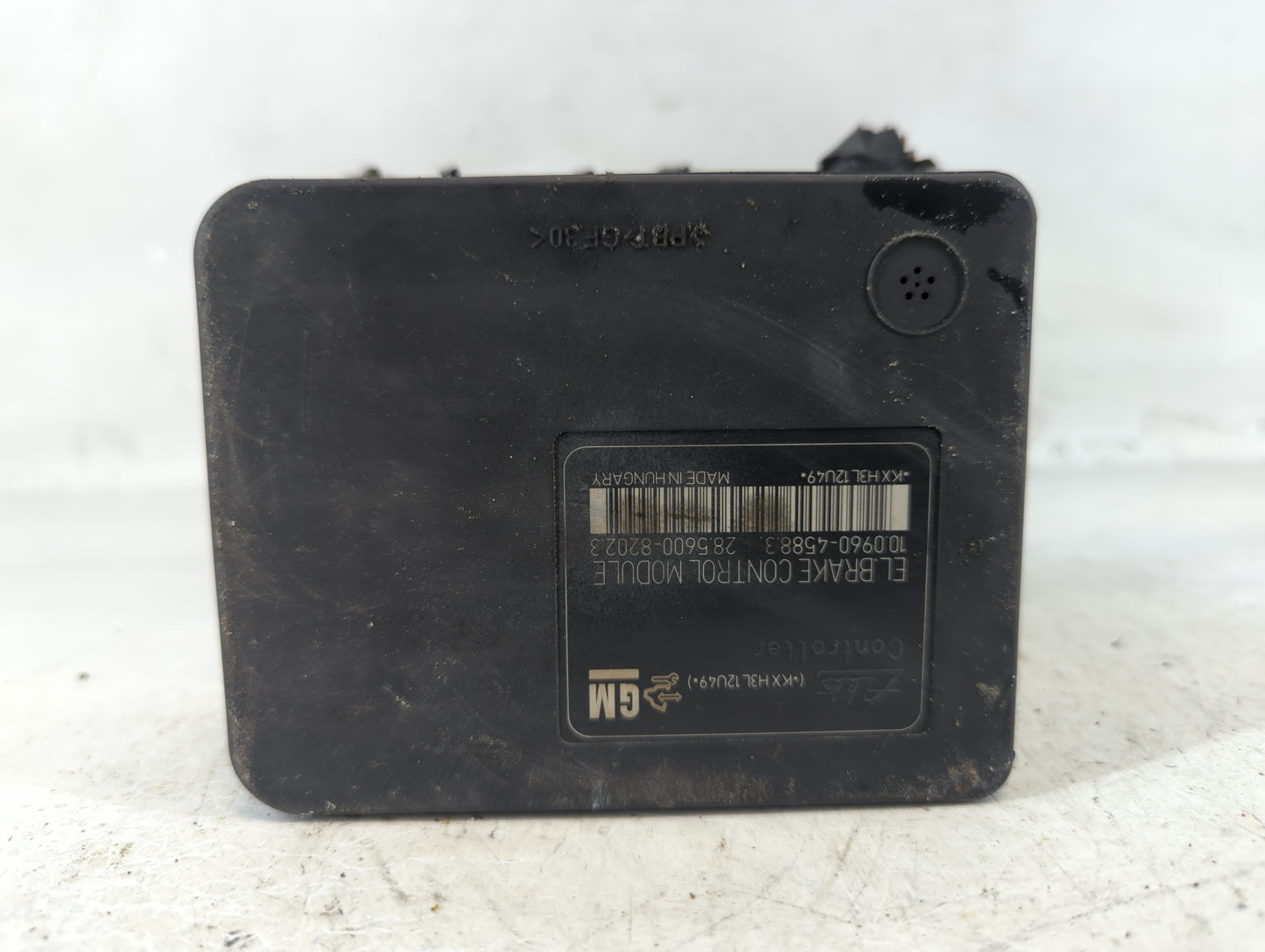 2009 Volkswagen Eos ABS Pump Control Module Replacement P/N:13434670 Fits Fits 2010 2011 OEM Used Auto Parts - Oemusedautopa