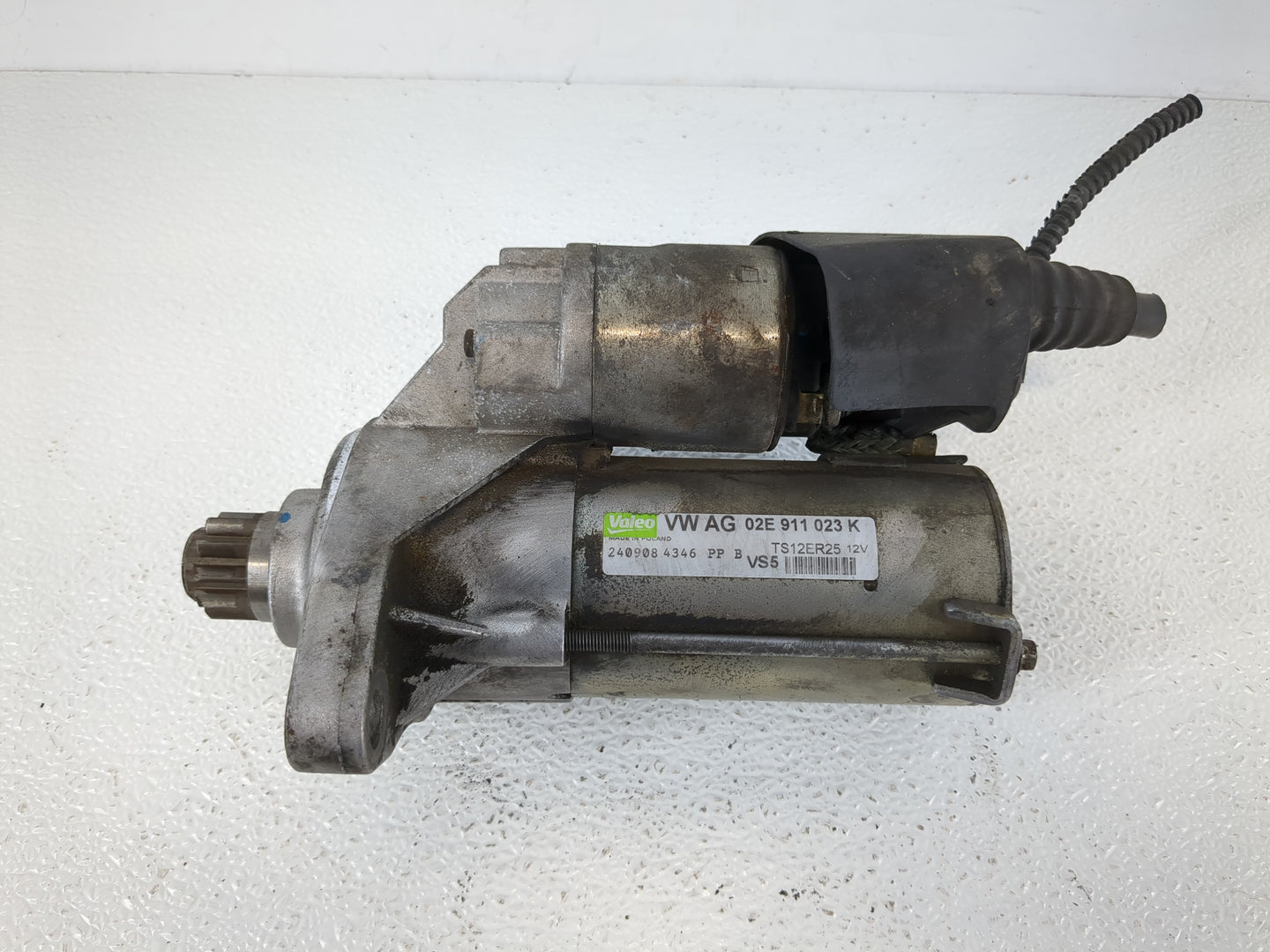 2009-2011 Volkswagen Eos Car Starter Motor Solenoid OEM P/N:02E 911 023 K 02E 911 023 Fits OEM Used Auto Parts - Oemusedauto