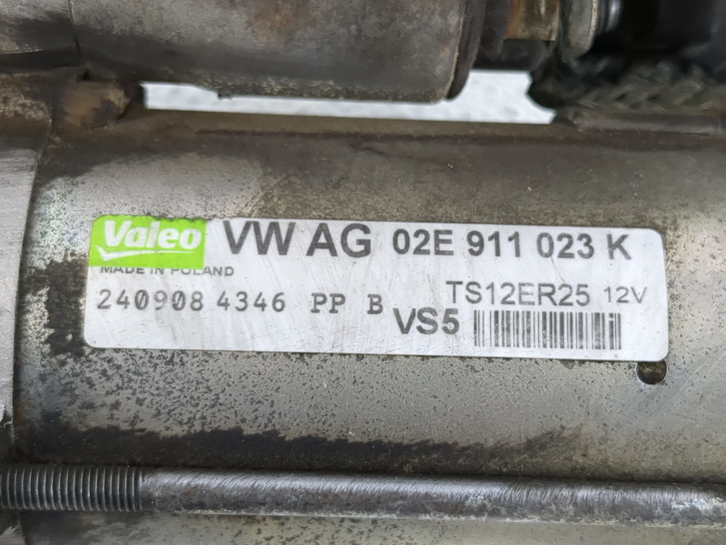 2009-2011 Volkswagen Eos Car Starter Motor Solenoid OEM P/N:02E 911 023 K 02E 911 023 Fits OEM Used Auto Parts - Oemusedauto