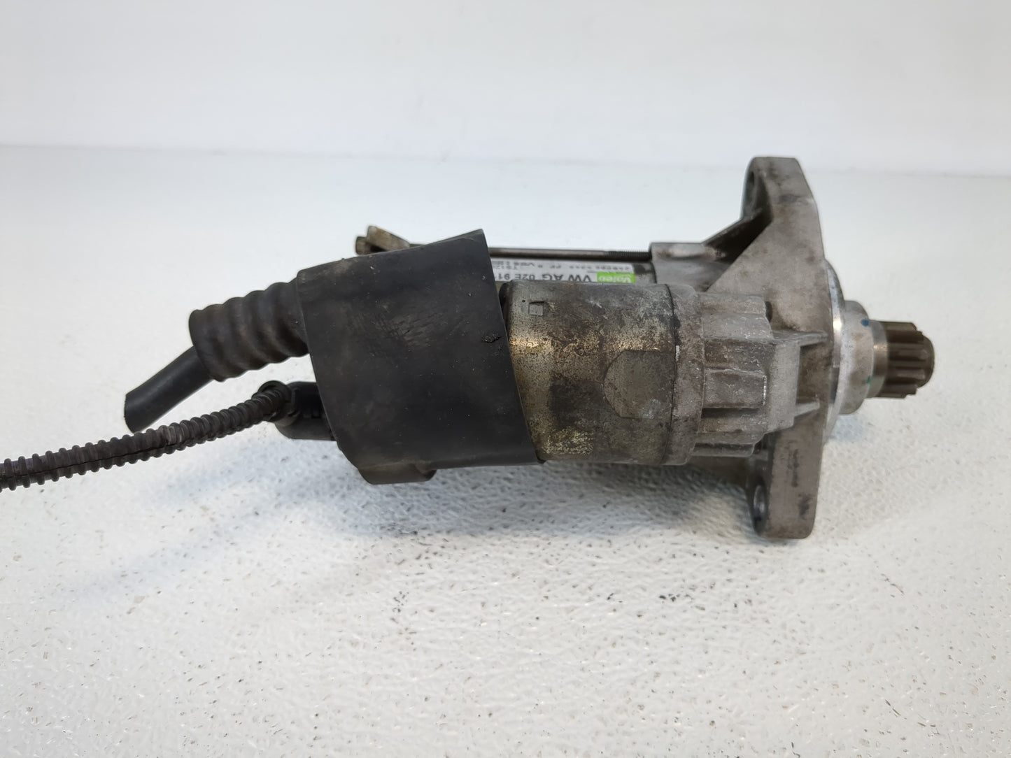 2009-2011 Volkswagen Eos Car Starter Motor Solenoid OEM P/N:02E 911 023 K 02E 911 023 Fits OEM Used Auto Parts - Oemusedauto