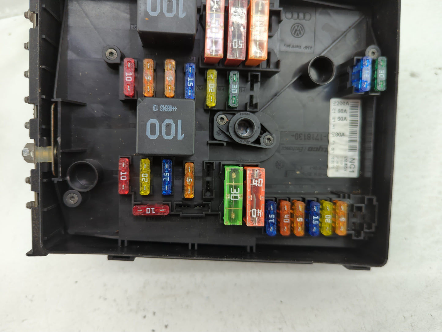 2007-2011 Volkswagen Eos Fusebox Fuse Box Panel Relay Module P/N:0-1718006-1 0-1418987-1 Fits Fits 2007 2008 2009 2010 2011 