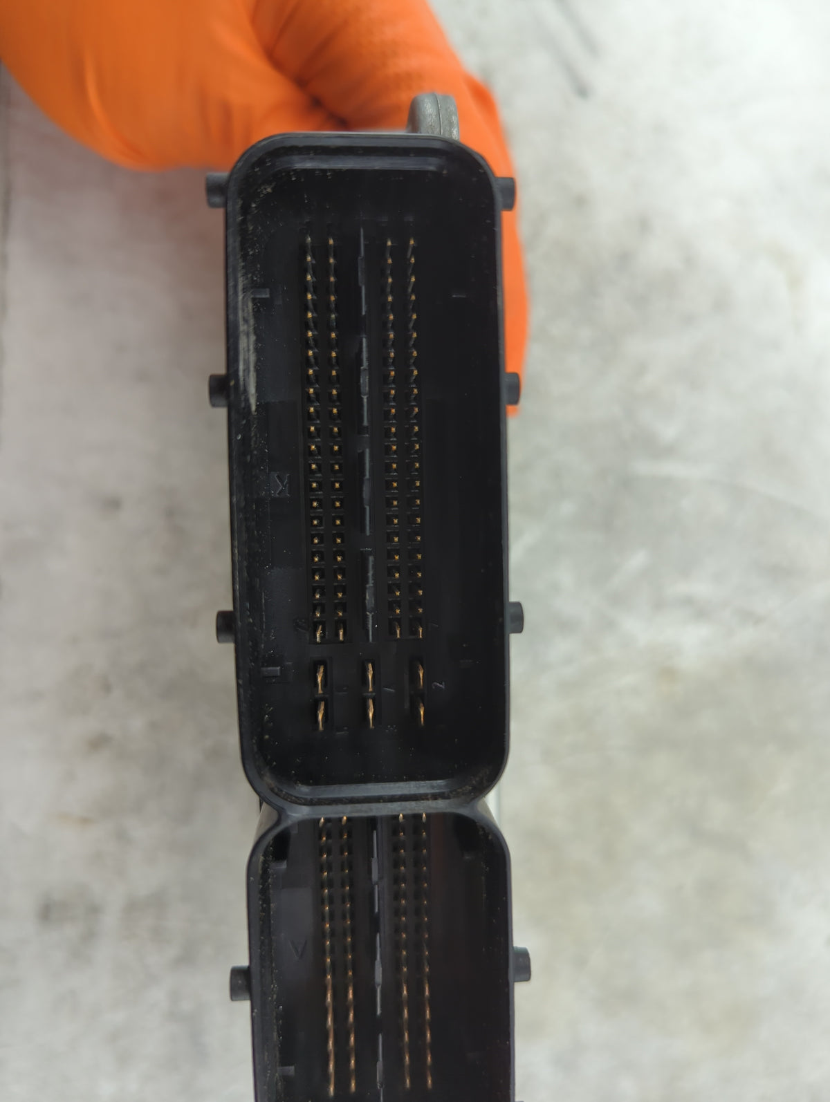 2009-2010 Volkswagen Eos PCM Engine Control Computer ECU ECM PCU OEM P/N:06J906026BE 0261S04094, 1039529627 Fits Fits 2009 2