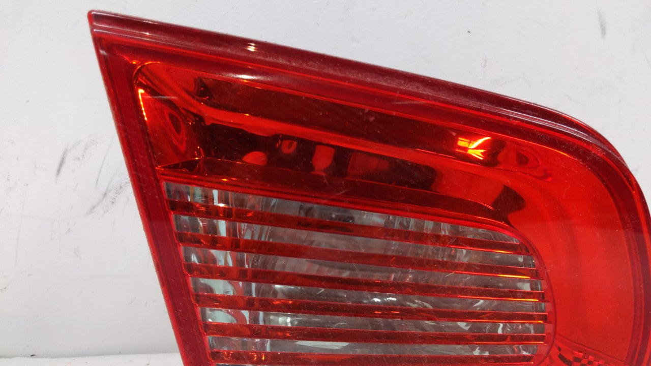 2007-2011 Volkswagen Eos Tail Light Assembly Driver Left OEM Fits Fits 2007 2008 2009 2010 2011 OEM Used Auto Parts - Oemuse