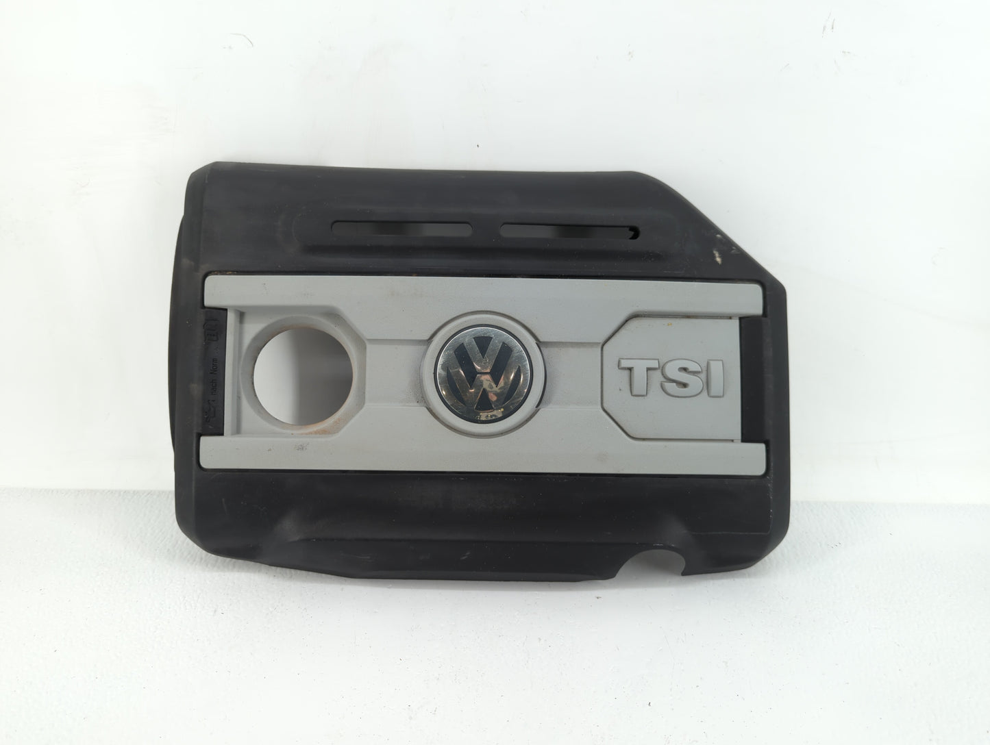 2009 Volkswagen Eos Engine Cover - Oemusedautoparts1.com
