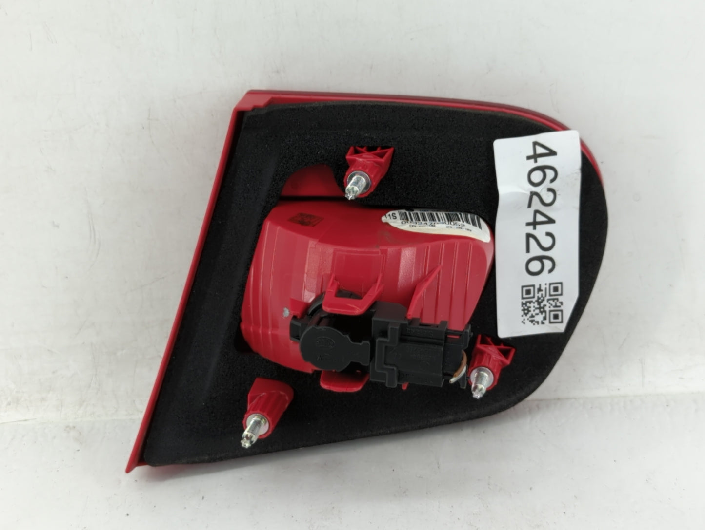 2007-2011 Volkswagen Eos Tail Light Assembly Driver Left OEM P/N:5M0945259 1Q0.945.257 Fits Fits 2007 2008 2009 2010 2011 OE