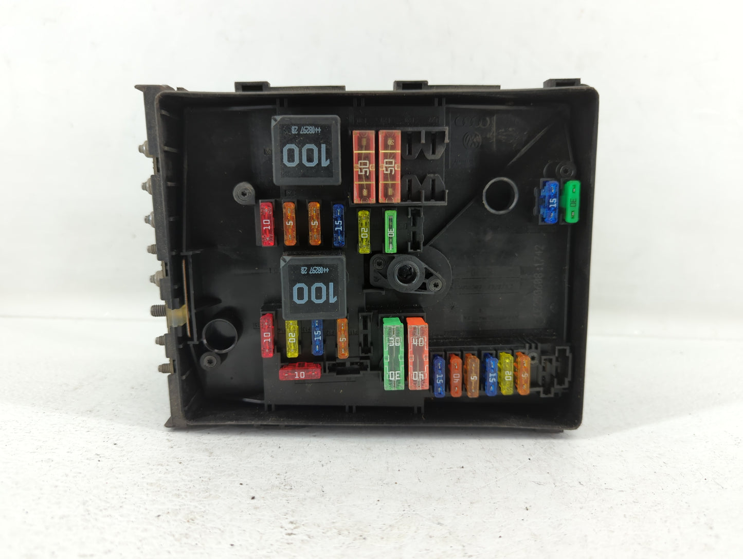2009 Volkswagen Gli Fusebox Fuse Box Panel Relay Module P/N:1718128 Fits Fits 2007 2008 2010 2011 2012 2013 2014 2015 2016 O