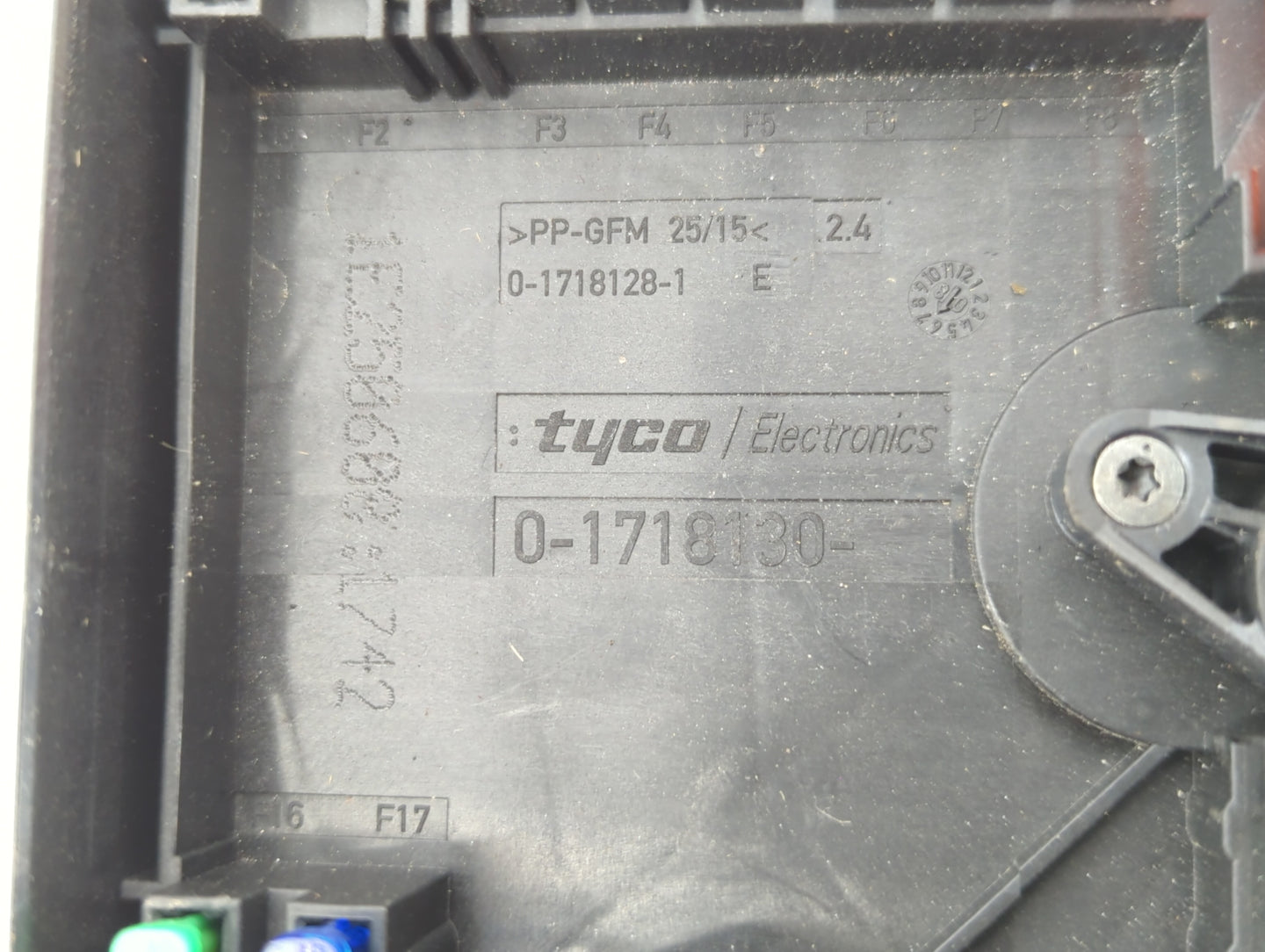 2009 Volkswagen Gli Fusebox Fuse Box Panel Relay Module P/N:1718128 Fits Fits 2007 2008 2010 2011 2012 2013 2014 2015 2016 O