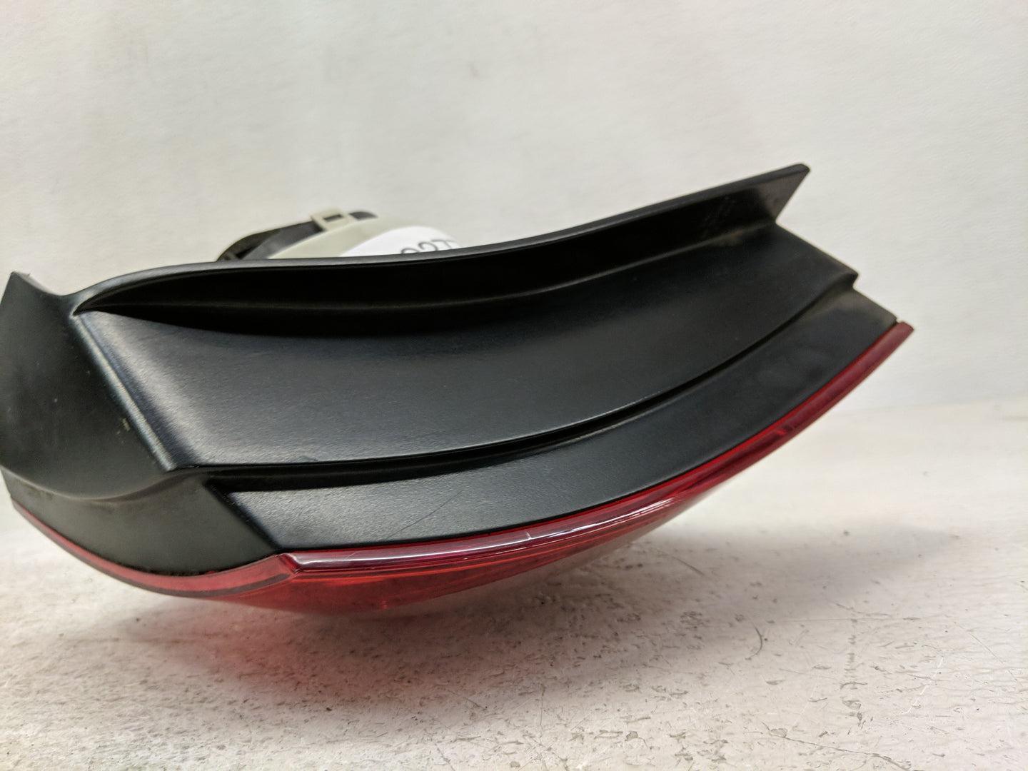 2010-2011 Volkswagen Golf Tail Light Assembly Driver Left OEM P/N:1K6 945 095M Fits Fits 2010 2011 OEM Used Auto Parts - Oem