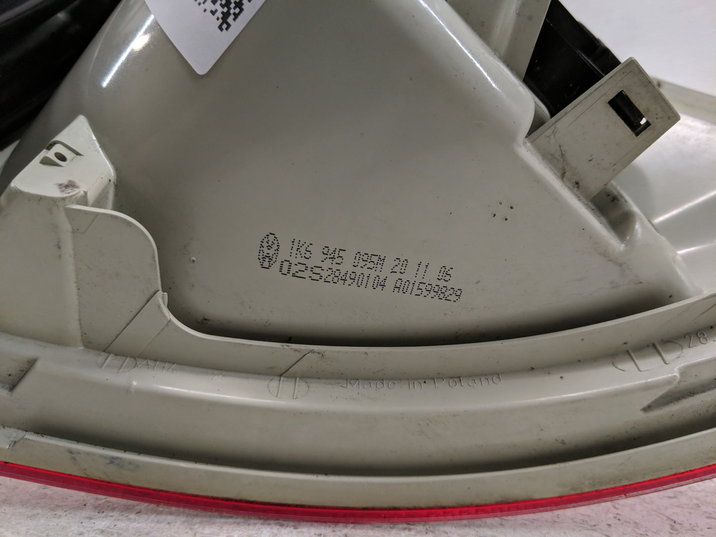 2010-2011 Volkswagen Golf Tail Light Assembly Driver Left OEM P/N:1K6 945 095M Fits Fits 2010 2011 OEM Used Auto Parts - Oem
