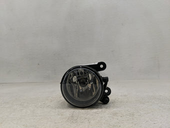compare product 2010-2011 Volkswagen Golf Passenger Right Oem Fog Light Lamp