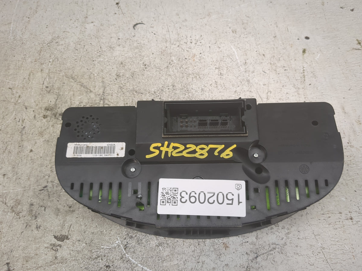 2009 Volkswagen Golf Instrument Cluster Speedometer Gauges P/N:1J0920980C 110.080.381/011, 502151 Miles: Fits Fits 2008 OEM 