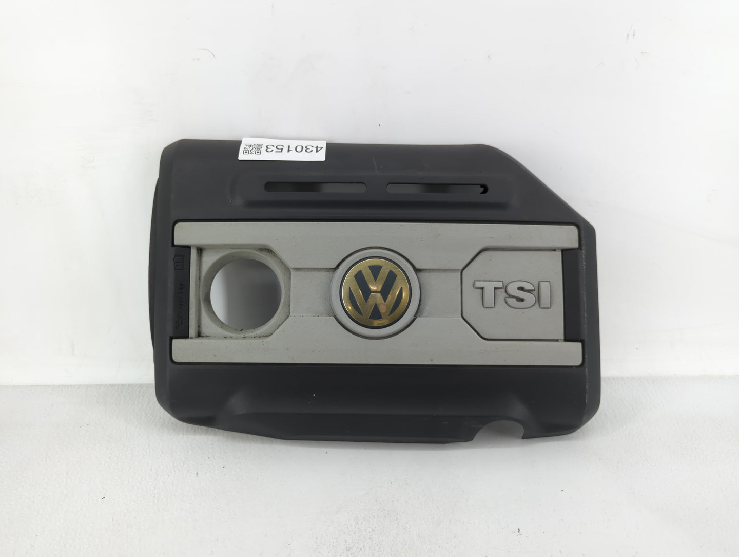 2009 Volkswagen Golf Engine Cover - Oemusedautoparts1.com