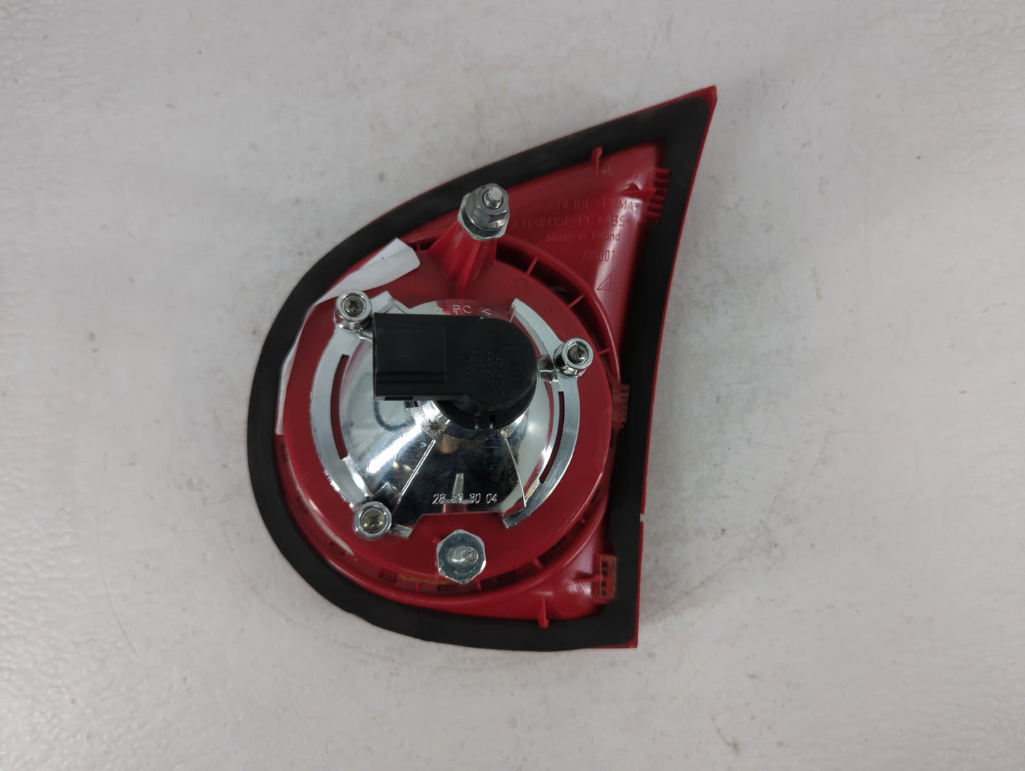 2010-2011 Volkswagen Golf Tail Light Assembly Passenger Right OEM P/N:VW1K6093F 028500104 Fits Fits 2010 2011 OEM Used Auto 