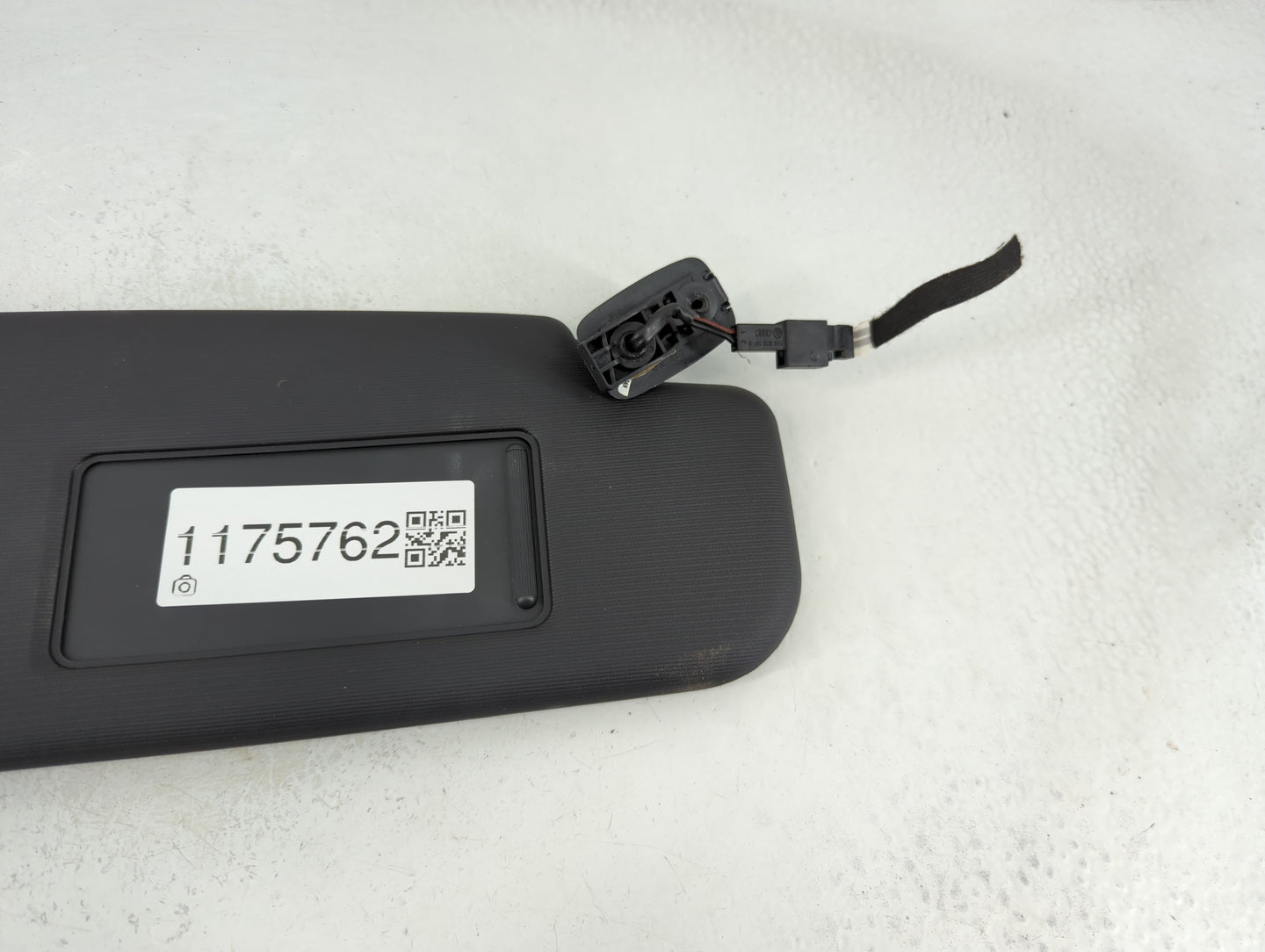 2009 Volkswagen Golf Gti Sun Visor Shade Replacement Passenger Right Mirror Fits Fits 2006 2007 2008 OEM Used Auto Parts - O