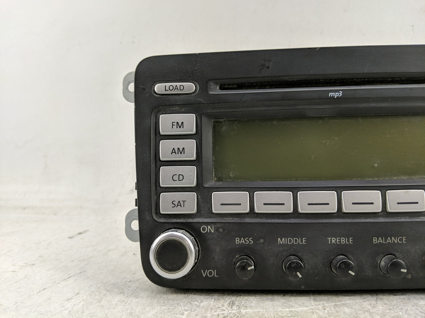 2009 Volkswagen Gti Radio AM FM Cd Player Receiver Replacement P/N:1K00 035 180 L CQ-EV1467G Fits OEM Used Auto Parts - Oemu