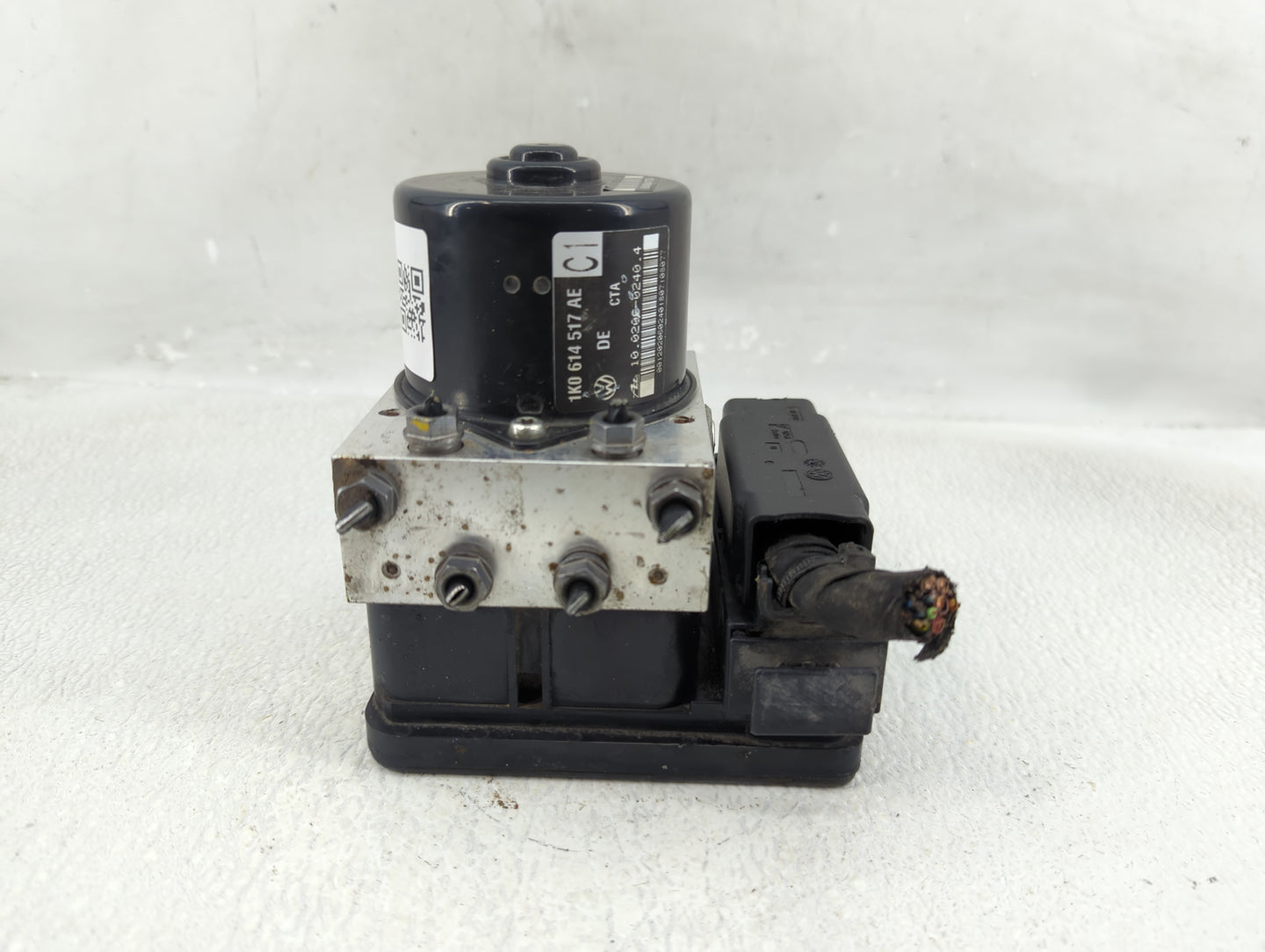 2007-2009 Volkswagen Gti ABS Pump Control Module Replacement P/N:1K0 614 117 H 1K0 614 517 BE Fits Fits 2006 2007 2008 2009 