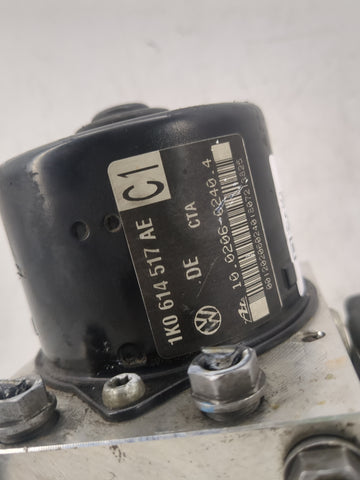 2007-2009 Volkswagen Gti ABS Pump Control Module Replacement P/N:1K0 614 117 H 1K0 614 517 BE Fits Fits 2006 2007 2008 2009 2010 OEM Used Auto Parts