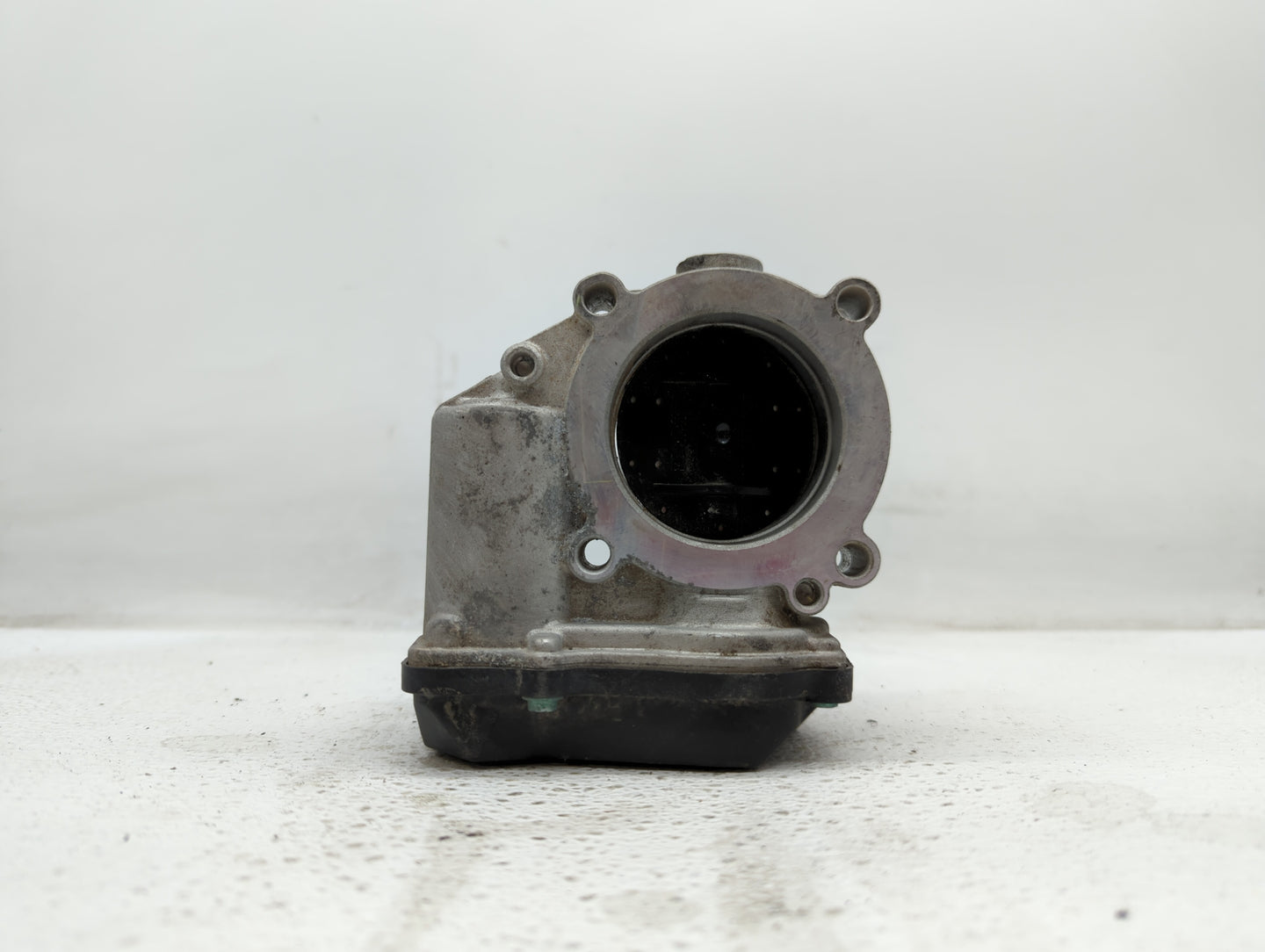 2006-2019 Volkswagen Gti Throttle Body P/N:06F 133 062 G 06F 133 062 Q Fits OEM Used Auto Parts - Oemusedautoparts1.com