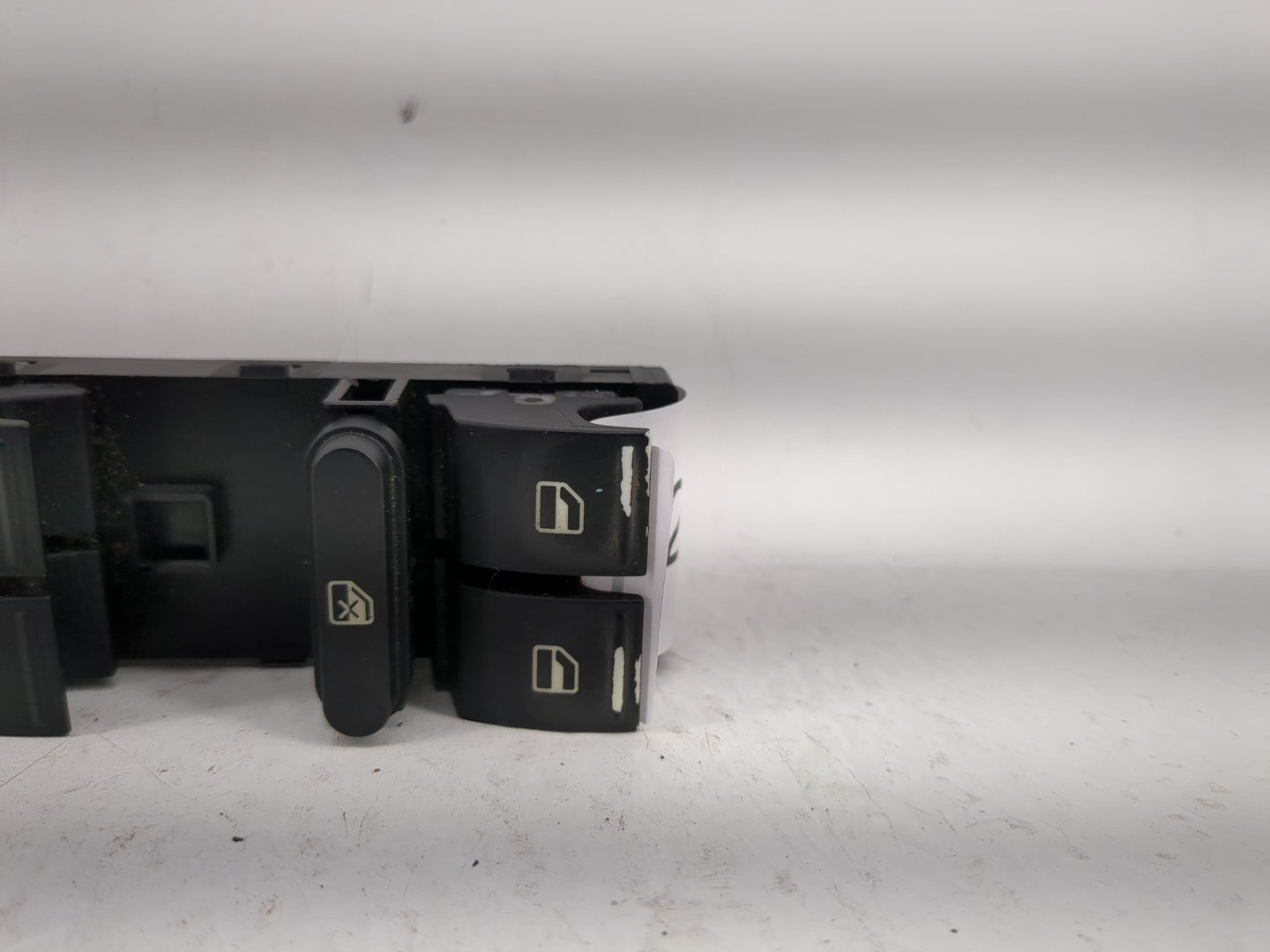 2005-2018 Volkswagen Jetta Master Power Window Switch Replacement Driver Side Left Fits OEM Used Auto Parts - Oemusedautopar