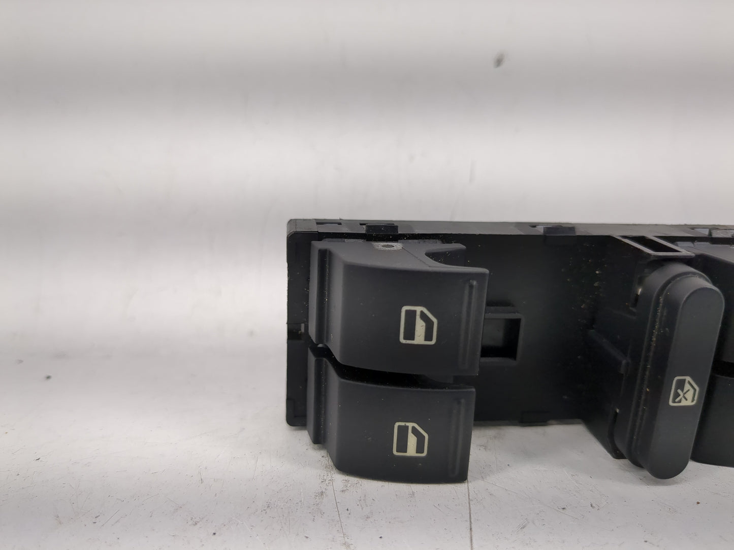 2005-2018 Volkswagen Jetta Master Power Window Switch Replacement Driver Side Left Fits OEM Used Auto Parts - Oemusedautopar