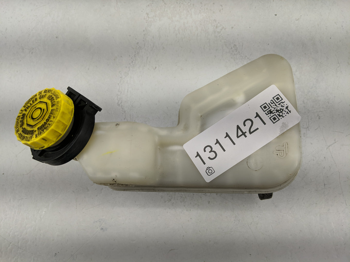 Volkswagen Jetta Brake Master Cylinder - Oemusedautoparts1.com