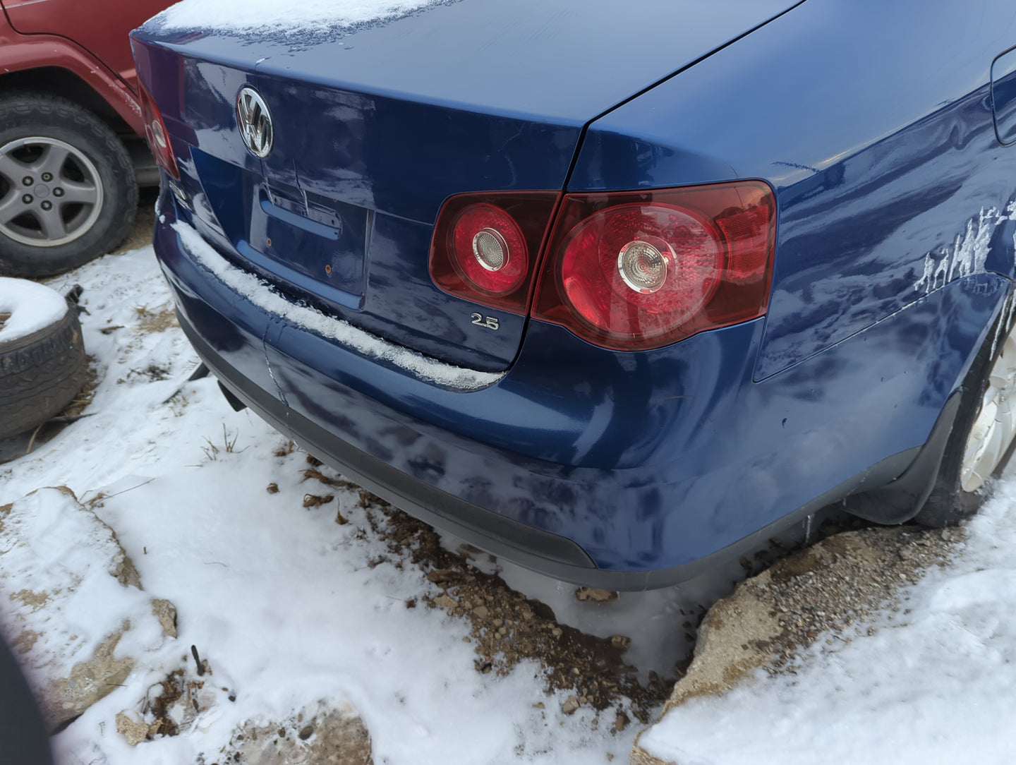 2005-2010 Volkswagen Jetta Rear Bumper Assembly Oem - Oemusedautoparts1.com