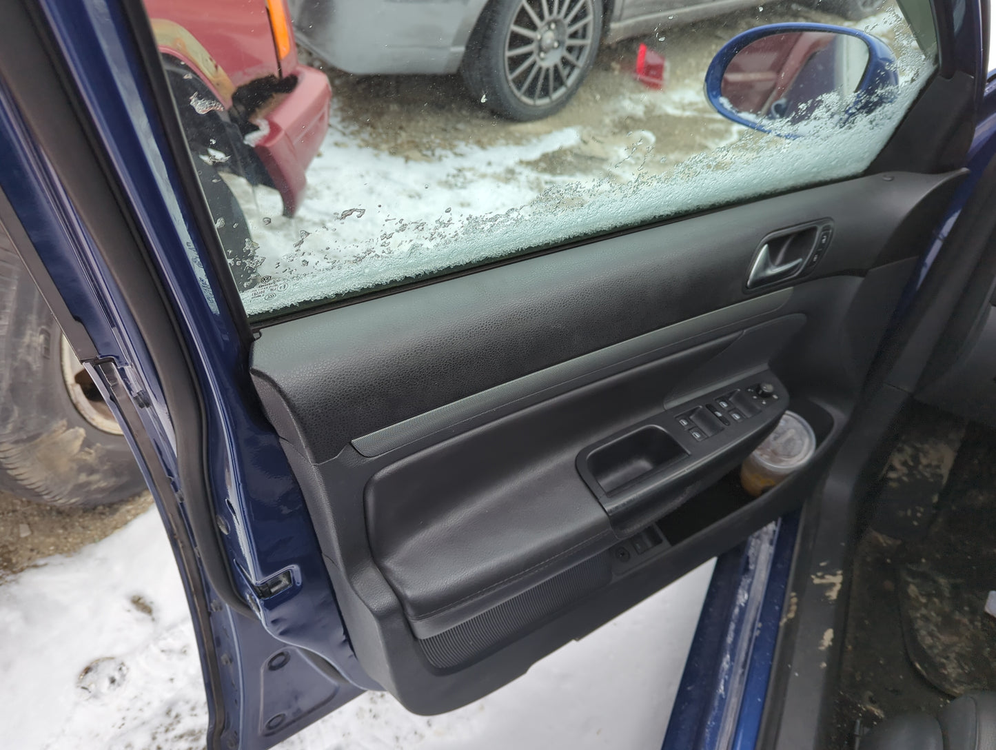 2009 Volkswagen Jetta Front Left Driver Interior Door Panel Trim - Oemusedautoparts1.com