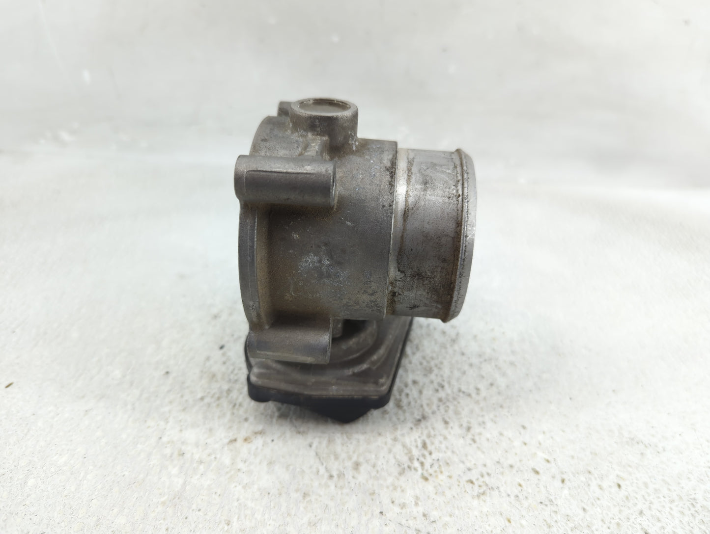 2006-2019 Volkswagen Jetta Throttle Body P/N:06F 133 062 G Fits OEM Used Auto Parts - Oemusedautoparts1.com