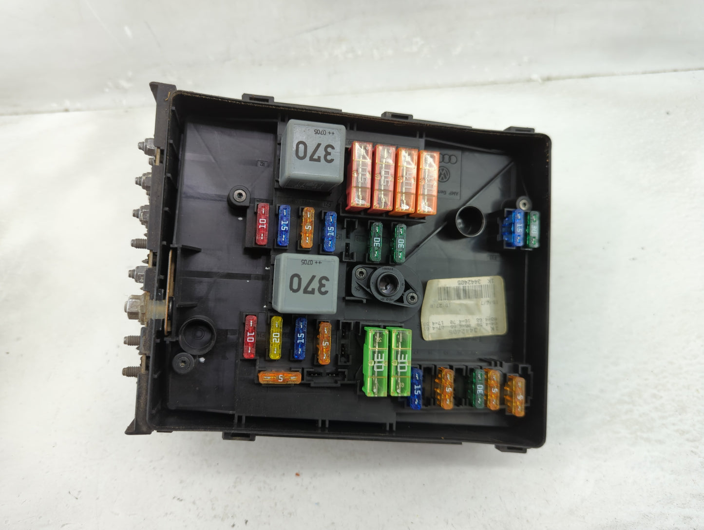 2007-2009 Volkswagen Jetta Fusebox Fuse Box Panel Relay Module P/N:0-1418987-1 0-1718006-1 Fits OEM Used Auto Parts - Oemuse