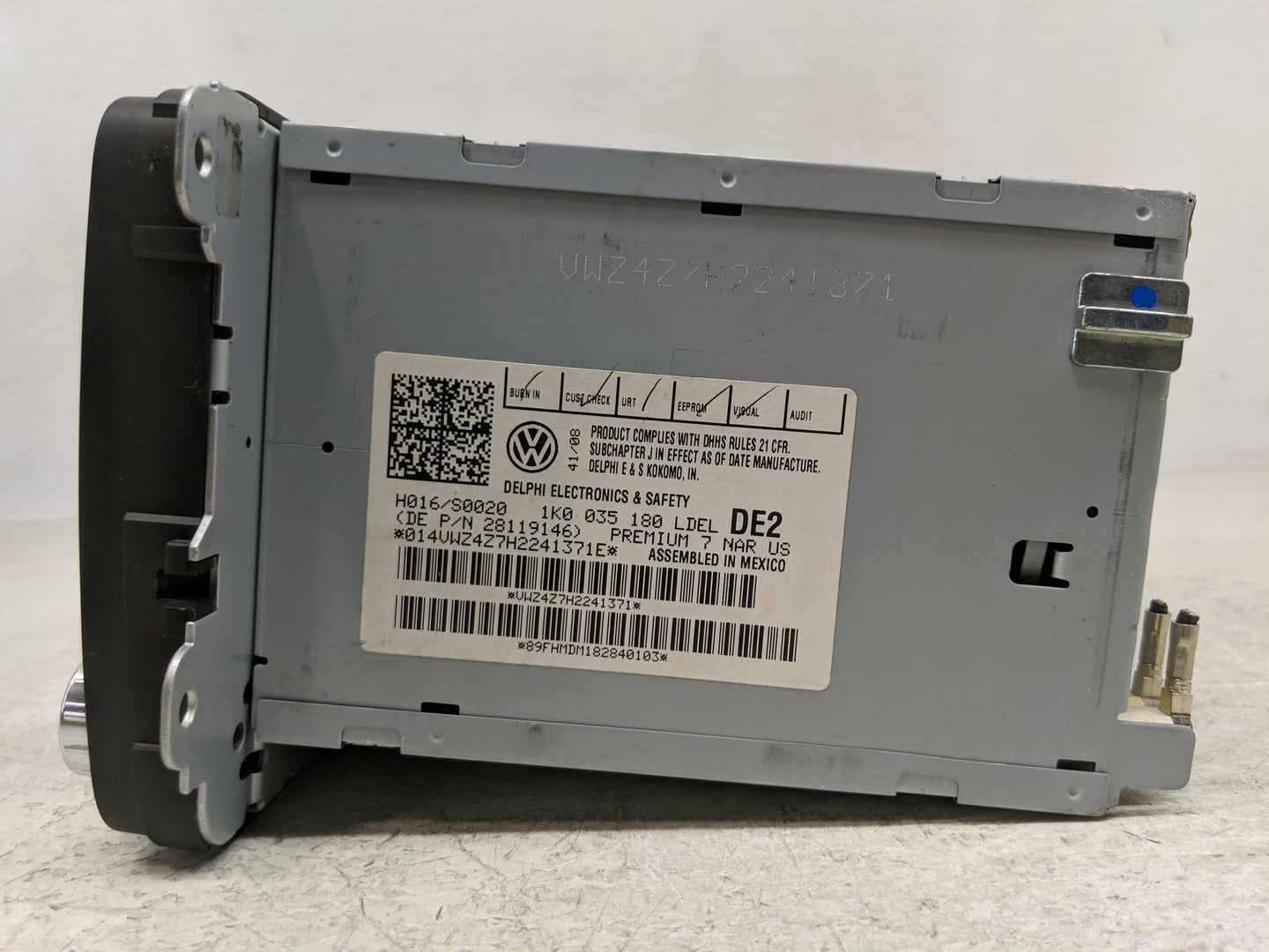 2006-2009 Volkswagen Jetta Radio AM FM Cd Player Receiver Replacement P/N:1K0 035 180 Fits Fits 2006 2007 2008 2009 OEM Used