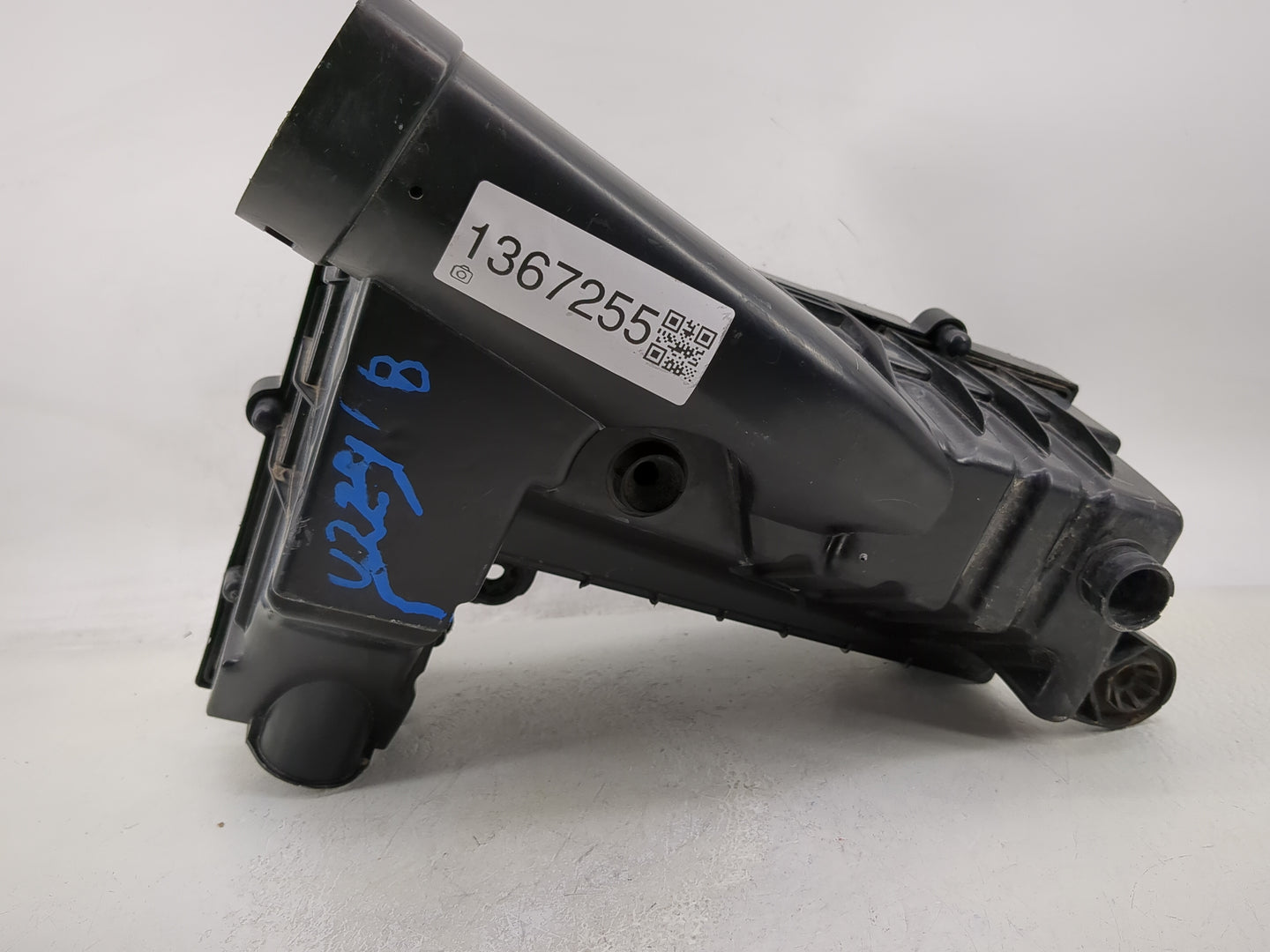 2009-2014 Volkswagen Jetta Air Cleaner Intake-duct Hose Tube - Oemusedautoparts1.com