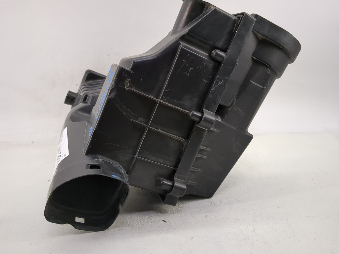 2009-2014 Volkswagen Jetta Air Cleaner Intake-duct Hose Tube - Oemusedautoparts1.com