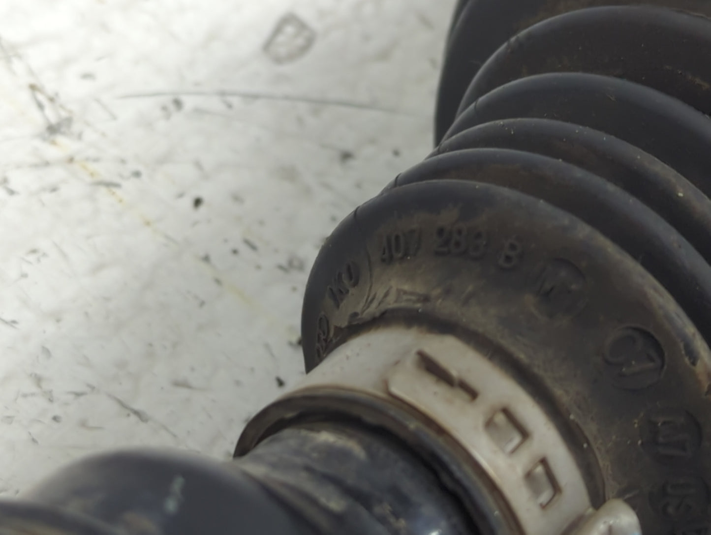 2005-2018 Volkswagen Jetta Axle Shaft Front Passenger Cv C/v 1415662 - Oemusedautoparts1.com