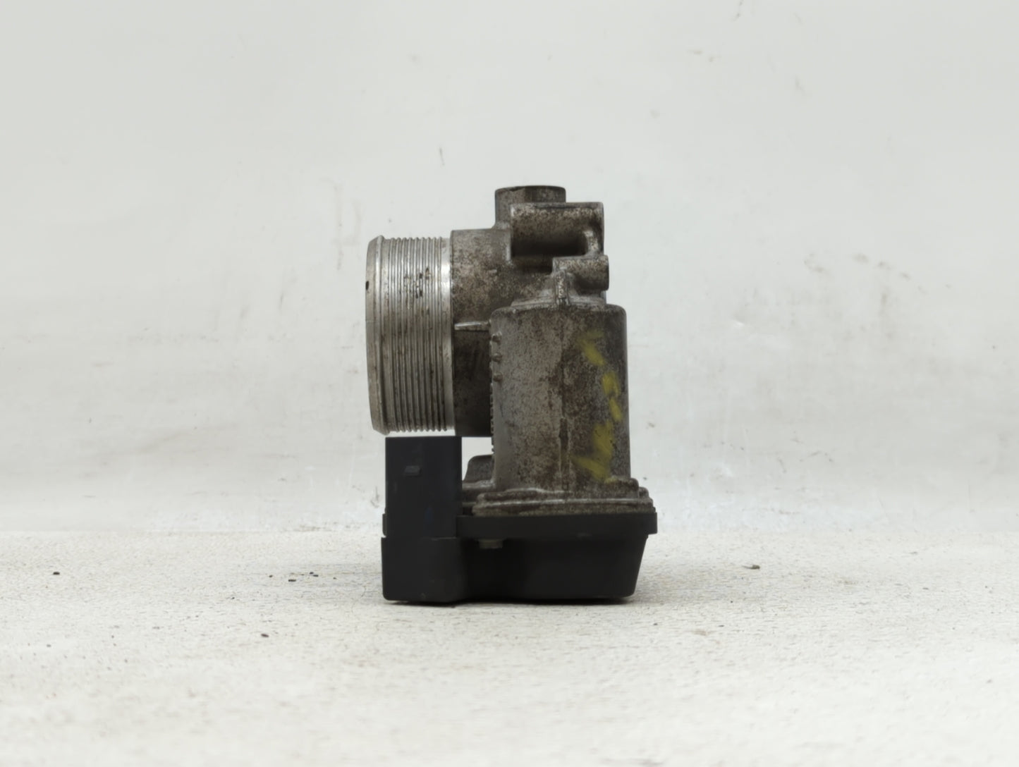 2006-2014 Volkswagen Jetta Throttle Body P/N:06F 133 062 G 06F 133 062 Q Fits OEM Used Auto Parts - Oemusedautoparts1.com