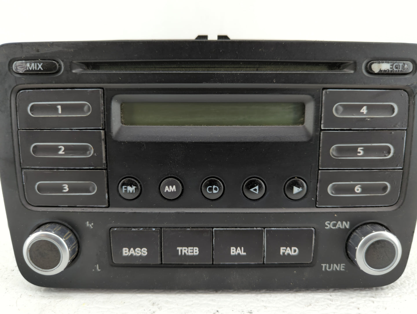 2005-2009 Volkswagen Jetta Radio AM FM Cd Player Receiver Replacement P/N:1K0 035 161 A 1K0 035 180 L Fits OEM Used Auto Par