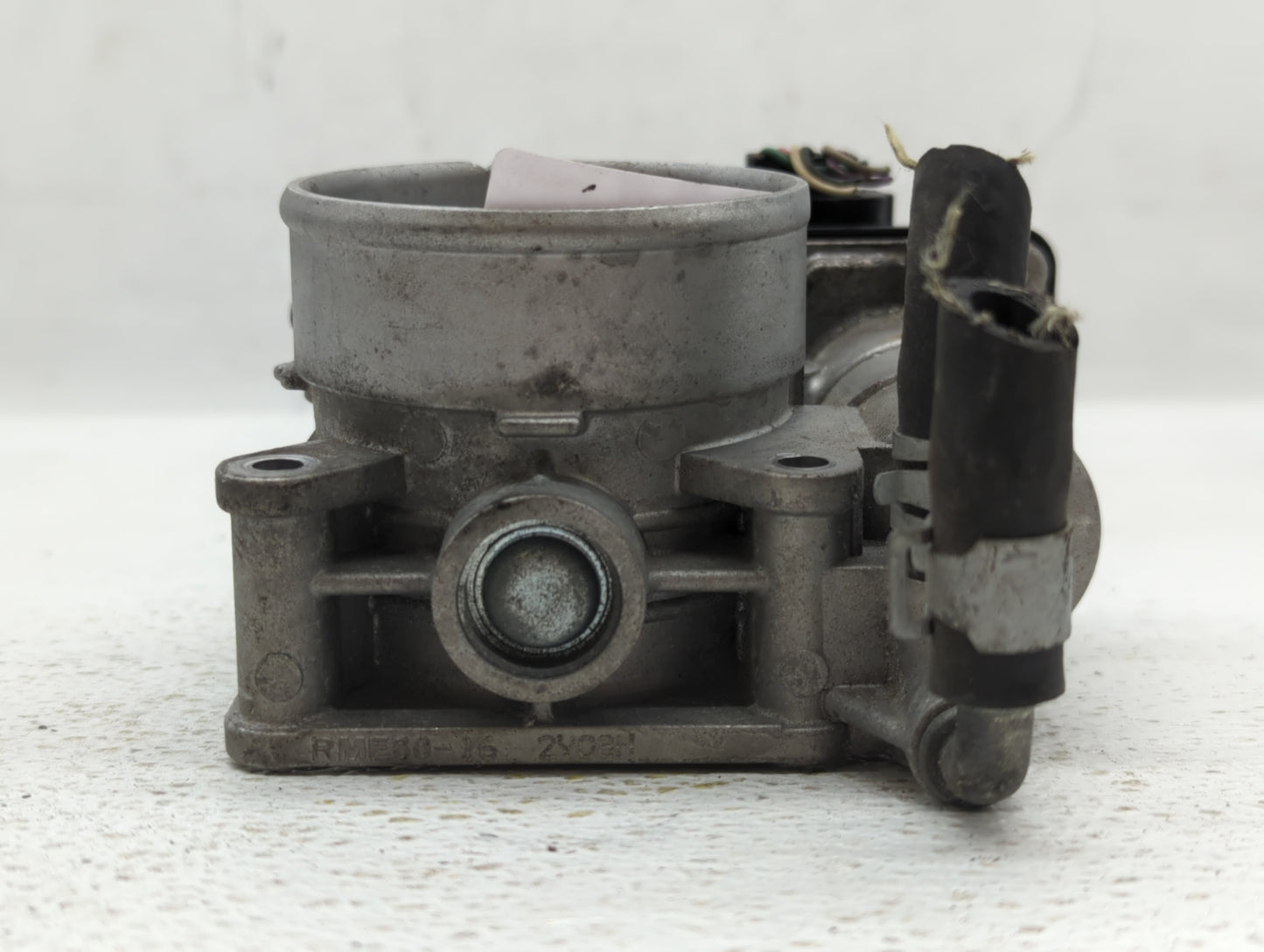 2006-2014 Volkswagen Jetta Throttle Body P/N:526-01 Fits Fits 2006 2007 2008 2009 2010 2011 2012 2013 2014 OEM Used Auto Par
