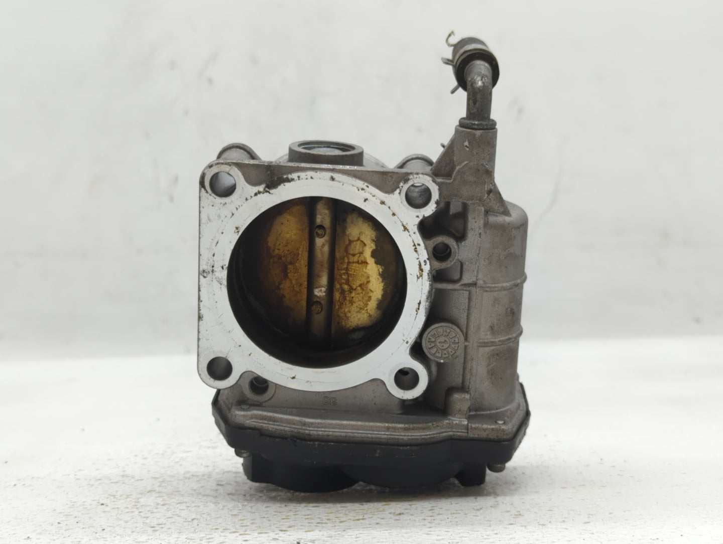 2006-2014 Volkswagen Jetta Throttle Body P/N:526-01 Fits Fits 2006 2007 2008 2009 2010 2011 2012 2013 2014 OEM Used Auto Par