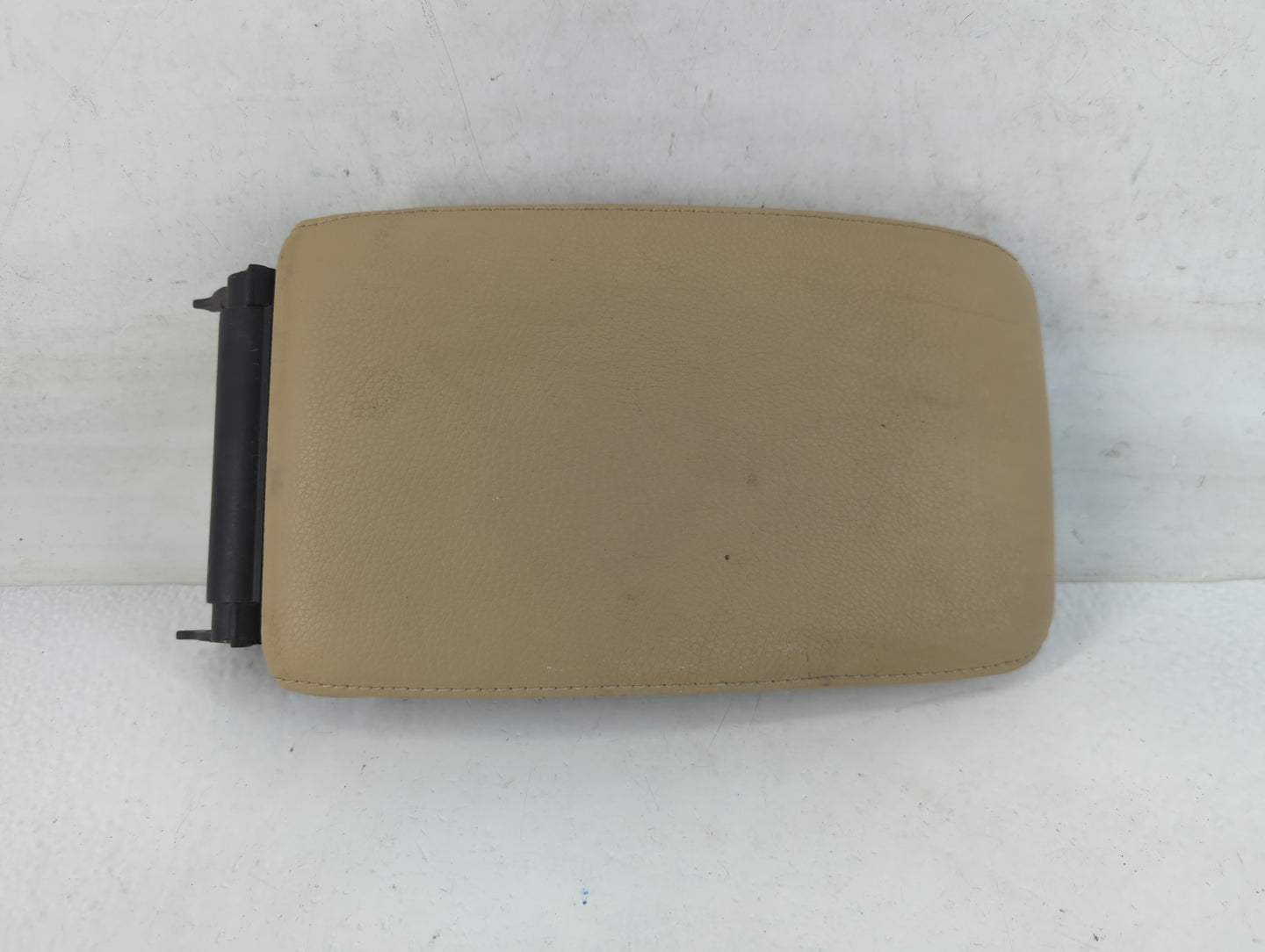 2009 Volkswagen Jetta Center Console Armrest Cover Lid Fits OEM Used Auto Parts - Oemusedautoparts1.com