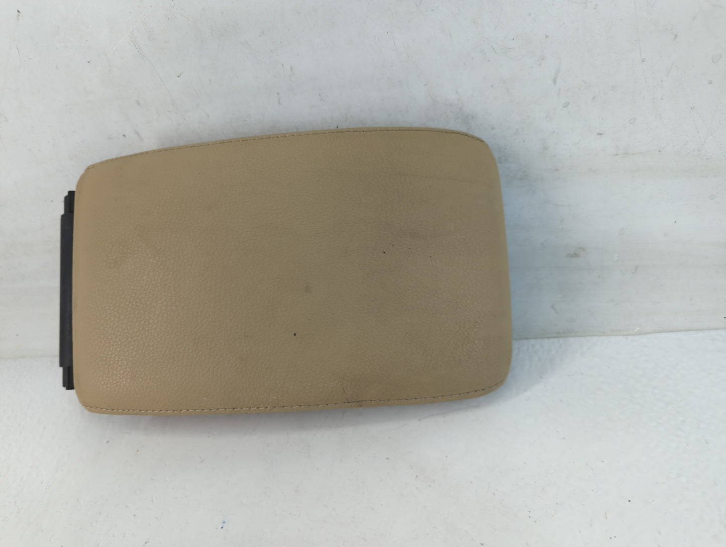 2009 Volkswagen Jetta Center Console Armrest Cover Lid Fits OEM Used Auto Parts - Oemusedautoparts1.com