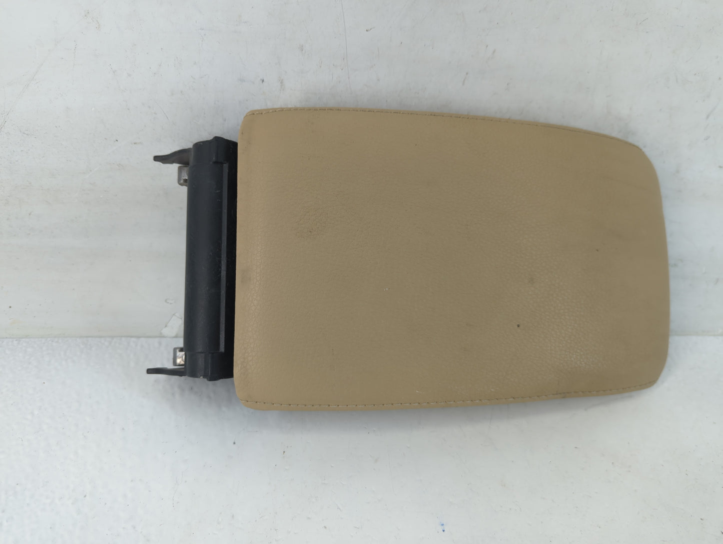 2009 Volkswagen Jetta Center Console Armrest Cover Lid Fits OEM Used Auto Parts - Oemusedautoparts1.com