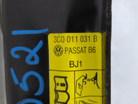2009 Volkswagen Passat Spare Scissor Car Jack - Oemusedautoparts1.com